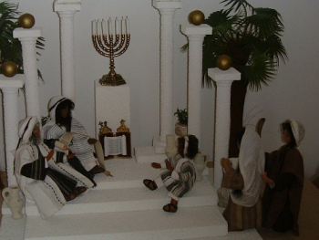 Tempelszene Erzählfiguren Bibelfiguren Egli Eglifiguren Menora Siebenarmiger Leuchter