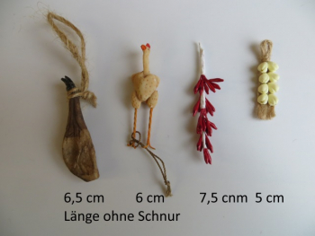 Lebensmittel in Miniaturform - Chili, Schinken, Knoblauch